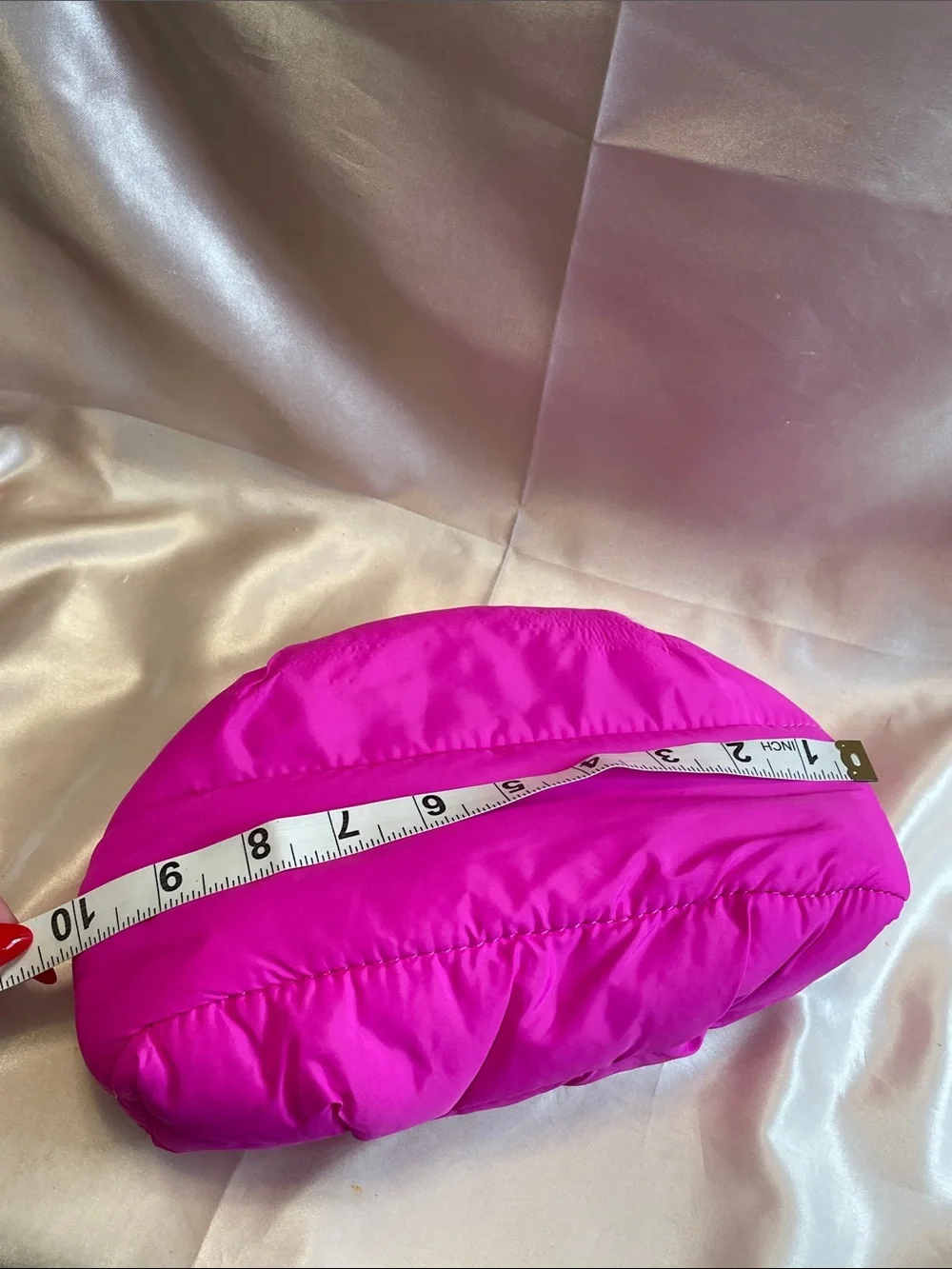 OFFLINE By Aerie Puff Love Pouch - NWOT